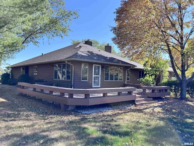 BOOK YOUR SHOWING NOW! This duplex, in Woodland Estates, has one on Macomb Country Club in Illinois - for sale on GolfHomes.com, golf home, golf lot