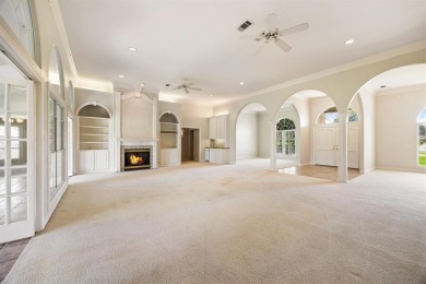 Original owner home perfectly positioned on the golf course on Hide-A-Way Lake Golf Course in Texas - for sale on GolfHomes.com, golf home, golf lot