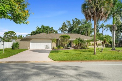 Courtyard Oasis in Bent Tree Village! 

Discover this on Bent Tree Country Club in Florida - for sale on GolfHomes.com, golf home, golf lot