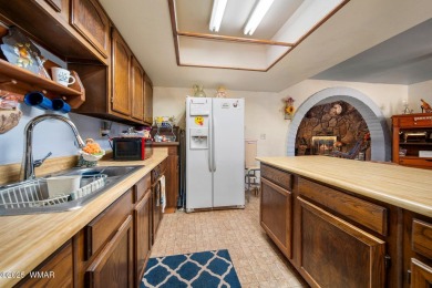 Escape to the tranquility of the countryside with this beautiful on Silver Creek Golf Club in Arizona - for sale on GolfHomes.com, golf home, golf lot