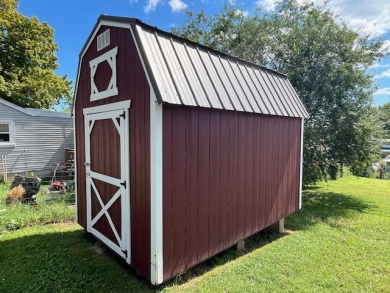 CUTE REMODELED BUNGALOW IN WHITE PINE on Dandridge Golf and Country Club in Tennessee - for sale on GolfHomes.com, golf home, golf lot
