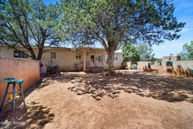 Escape to the tranquility of the countryside with this beautiful on Silver Creek Golf Club in Arizona - for sale on GolfHomes.com, golf home, golf lot