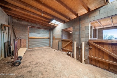 Escape to the tranquility of the countryside with this beautiful on Silver Creek Golf Club in Arizona - for sale on GolfHomes.com, golf home, golf lot