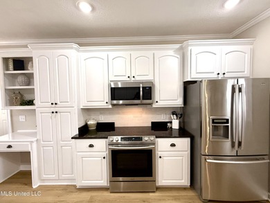 100% USDA financing available to qualified buyers! Updated and on Castlewoods Golf Club in Mississippi - for sale on GolfHomes.com, golf home, golf lot