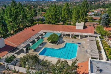 Welcome to this charming ground-floor condo in the highly on Oaks North Golf Course in California - for sale on GolfHomes.com, golf home, golf lot