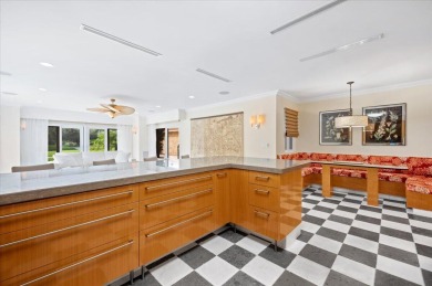 METICULOUSLY RENOVATED TO THE STUDS. ENJOY CONCIERGE STYLE on Jupiter Hills Club in Florida - for sale on GolfHomes.com, golf home, golf lot