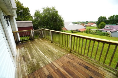CUTE REMODELED BUNGALOW IN WHITE PINE on Dandridge Golf and Country Club in Tennessee - for sale on GolfHomes.com, golf home, golf lot