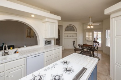 Welcome to this beautiful one of a kind home! This gorgeous 3 on London Bridge Golf Course in Arizona - for sale on GolfHomes.com, golf home, golf lot