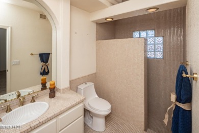 Welcome to this beautiful one of a kind home! This gorgeous 3 on London Bridge Golf Course in Arizona - for sale on GolfHomes.com, golf home, golf lot