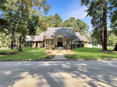 Beautifully maintained 4-bedroom, 4-bathroom home situated on a on Elkins Lake Golf Course in Texas - for sale on GolfHomes.com, golf home, golf lot