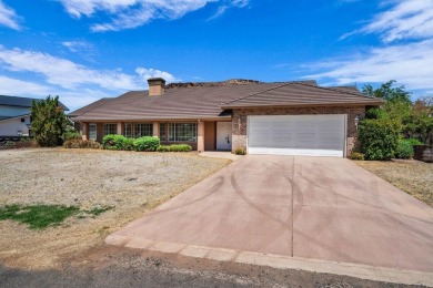 This spacious 2,750 SqFt home offers incredible potential in a on Bloomington Country Club in Utah - for sale on GolfHomes.com, golf home, golf lot