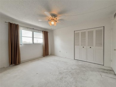 Investment Opportunity in Bradenton's Pinebrook Ironwood Golf on Pinebrook/Ironwood Golf Course in Florida - for sale on GolfHomes.com, golf home, golf lot