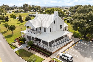 This cozy 2 bedroom 2 bath home is perfect for tranquil days and on Zellwood Station Country Club in Florida - for sale on GolfHomes.com, golf home, golf lot