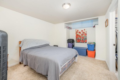 This three-level floor plan townhouse features clean updates and on Boone Links Golf Course in Kentucky - for sale on GolfHomes.com, golf home, golf lot