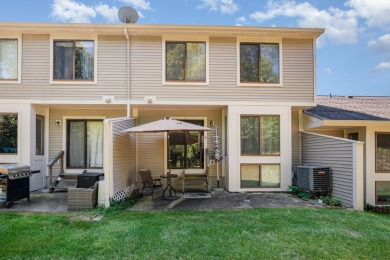 This three-level floor plan townhouse features clean updates and on Boone Links Golf Course in Kentucky - for sale on GolfHomes.com, golf home, golf lot