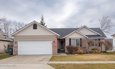 This is a beautifully maintained 3-bedroom, 2 bath rancher on Prairie Falls Golf Club in Idaho - for sale on GolfHomes.com, golf home, golf lot
