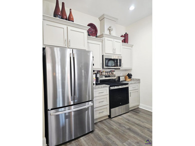 Welcome to easy living in the desirable 55+ gated community of on Houston Springs Resort and Golf Course in Georgia - for sale on GolfHomes.com, golf home, golf lot