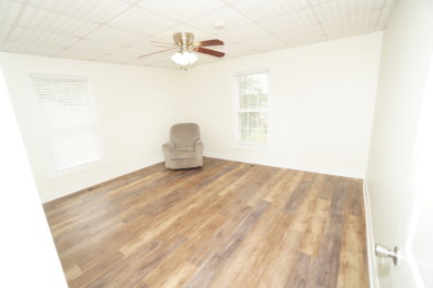 CUTE REMODELED BUNGALOW IN WHITE PINE on Dandridge Golf and Country Club in Tennessee - for sale on GolfHomes.com, golf home, golf lot