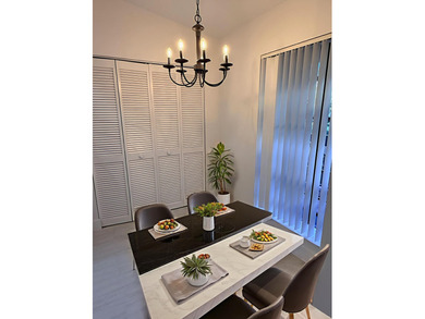 UPDATED 2ND FLOOR CONDO FEATURING WHITE EAT-IN KITCHEN WITH NEW on Boca Delray Golf and Country Club in Florida - for sale on GolfHomes.com, golf home, golf lot