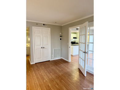 Location! Location! Location! Perfect for year round living or on Norwich Golf Course in Connecticut - for sale on GolfHomes.com, golf home, golf lot