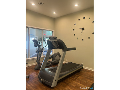 Location! Location! Location! Perfect for year round living or on Norwich Golf Course in Connecticut - for sale on GolfHomes.com, golf home, golf lot