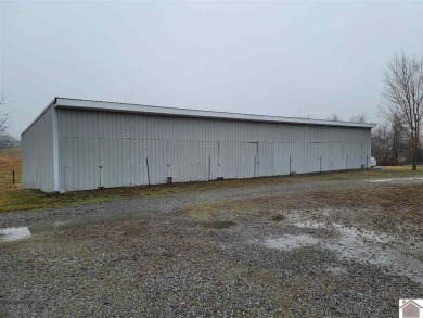 28 storage units on 3.75 acres .  There are 2 storage buildings on Arrowhead Golf Club in Kentucky - for sale on GolfHomes.com, golf home, golf lot