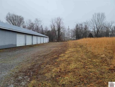 28 storage units on 3.75 acres .  There are 2 storage buildings on Arrowhead Golf Club in Kentucky - for sale on GolfHomes.com, golf home, golf lot