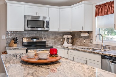 ATTENTION: Here is a *RARE FIND* in the VILLAGE of COUNTRY CLUB on El Diablo Executive Golf Course in Florida - for sale on GolfHomes.com, golf home, golf lot