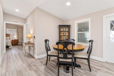 ATTENTION: Here is a *RARE FIND* in the VILLAGE of COUNTRY CLUB on El Diablo Executive Golf Course in Florida - for sale on GolfHomes.com, golf home, golf lot