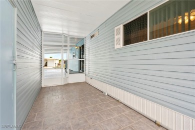 Beautifully Updated 2BR/2BA Home located in the desirable 55+ on Six Lakes Country Club in Florida - for sale on GolfHomes.com, golf home, golf lot