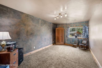 Welcome to a truly hard to find custom home overlooking the on Pinehurst Golf Course in Idaho - for sale on GolfHomes.com, golf home, golf lot