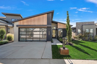 Welcome home to this extraordinarily special find in lovely on BanBury Golf Club in Idaho - for sale on GolfHomes.com, golf home, golf lot