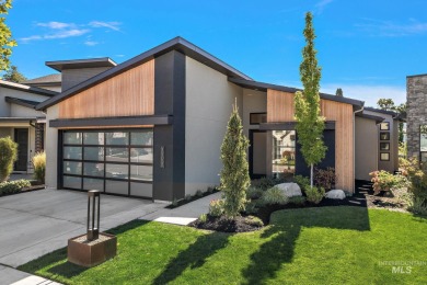 Welcome home to this extraordinarily special find in lovely on BanBury Golf Club in Idaho - for sale on GolfHomes.com, golf home, golf lot