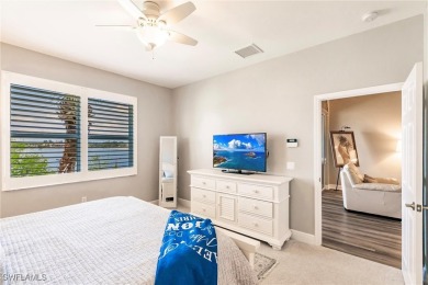 Absolutely beautiful coach home, move-in ready with numerous on Vasari Country Club in Florida - for sale on GolfHomes.com, golf home, golf lot