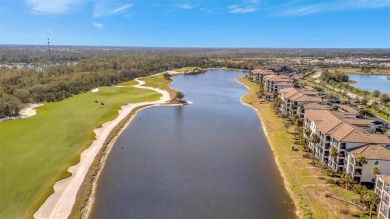 This is a rare find, 3-bedroom, end unit, split bedroom floorpan on Lakewood National Golf Club in Florida - for sale on GolfHomes.com, golf home, golf lot