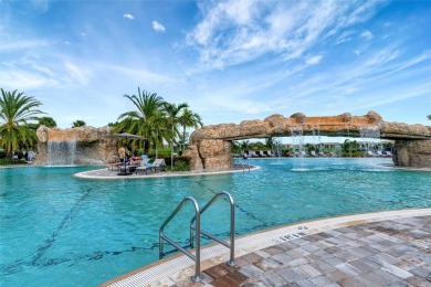 This is a rare find, 3-bedroom, end unit, split bedroom floorpan on Lakewood National Golf Club in Florida - for sale on GolfHomes.com, golf home, golf lot