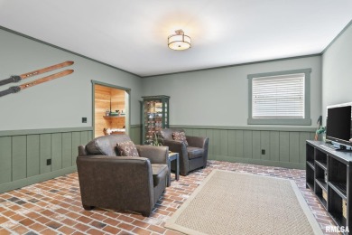Meticulously maintained 3700 square foot, 4 bedroom, 3 1/2 bath on Piper Glen Golf Club in Illinois - for sale on GolfHomes.com, golf home, golf lot