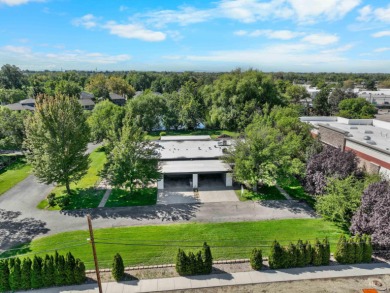 Welcome to Plantation View! This beautifully updated 2 bed, 2 on Plantation Country Club in Idaho - for sale on GolfHomes.com, golf home, golf lot