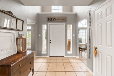 132 St Andrews | Rockport Country Club. A spacious and on Rockport Country Club in Texas - for sale on GolfHomes.com, golf home, golf lot