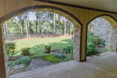 This stunning waterfront townhome offers a serene view of the on Quail Walk Country Club in Alabama - for sale on GolfHomes.com, golf home, golf lot