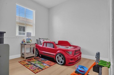 Welcome to this bright and spacious 3 Bedroom, 2.5 Bath Townhome on Fontainebleau Golf Course in Florida - for sale on GolfHomes.com, golf home, golf lot
