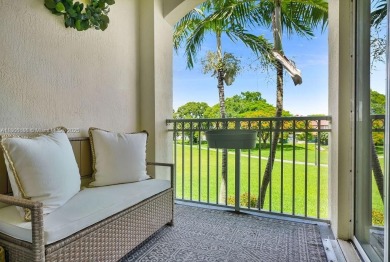 Welcome to this bright and spacious 3 Bedroom, 2.5 Bath Townhome on Fontainebleau Golf Course in Florida - for sale on GolfHomes.com, golf home, golf lot
