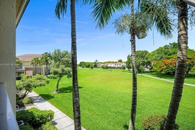 Welcome to this bright and spacious 3 Bedroom, 2.5 Bath Townhome on Fontainebleau Golf Course in Florida - for sale on GolfHomes.com, golf home, golf lot