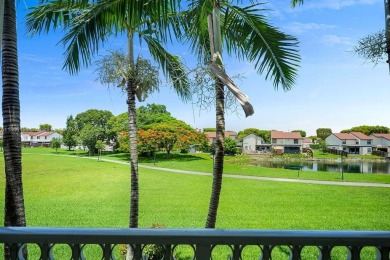 Welcome to this bright and spacious 3 Bedroom, 2.5 Bath Townhome on Fontainebleau Golf Course in Florida - for sale on GolfHomes.com, golf home, golf lot