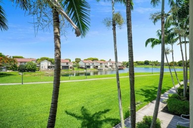 Welcome to this bright and spacious 3 Bedroom, 2.5 Bath Townhome on Fontainebleau Golf Course in Florida - for sale on GolfHomes.com, golf home, golf lot