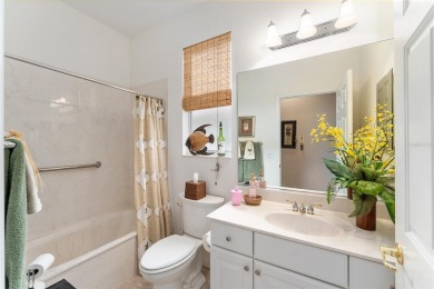 Spacious Johnstown, 3 bedroom + Library, 2 bedroom with GOLF on Eagle Ridge At Spruce Creek Country Club in Florida - for sale on GolfHomes.com, golf home, golf lot