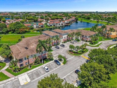 Welcome to this bright and spacious 3 Bedroom, 2.5 Bath Townhome on Fontainebleau Golf Course in Florida - for sale on GolfHomes.com, golf home, golf lot