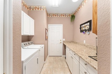 Spacious Johnstown, 3 bedroom + Library, 2 bedroom with GOLF on Eagle Ridge At Spruce Creek Country Club in Florida - for sale on GolfHomes.com, golf home, golf lot
