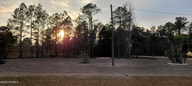Price Change! Cool crisp mornings, look beautiful in these new on Harbour Point Golf Club in North Carolina - for sale on GolfHomes.com, golf home, golf lot