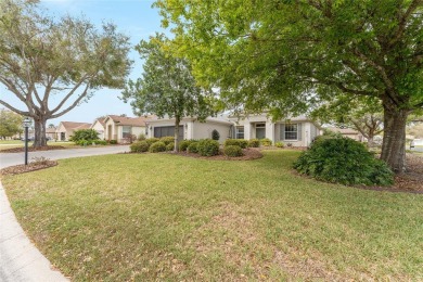 Spacious Johnstown, 3 bedroom + Library, 2 bedroom with GOLF on Eagle Ridge At Spruce Creek Country Club in Florida - for sale on GolfHomes.com, golf home, golf lot